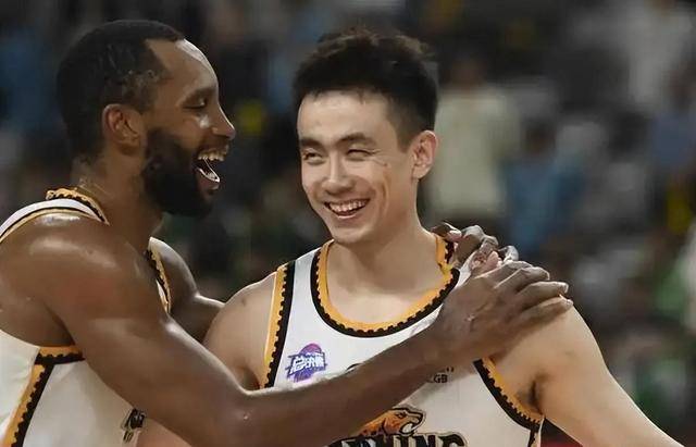 曝辽宁男篮不会与弗格续约季后赛数据下滑明显的简单介绍