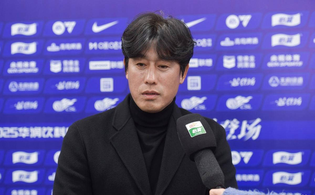 关于矛盾爆发！徐正源炮轰蓉城俱乐部：忍了6个月实在忍不下去的信息