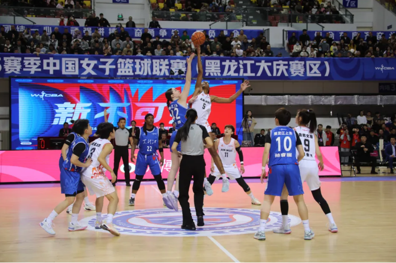 客场大胜，球队取得重要胜利